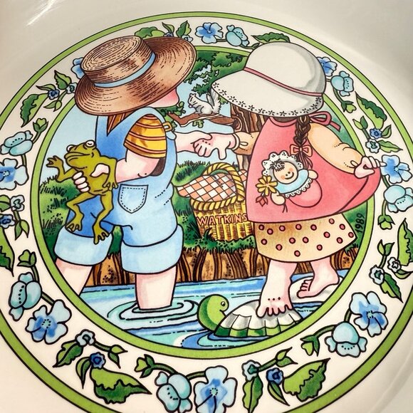 Vintage Watkins Country Kids "Summertime Friends" Collector Recipe Plate, 1989 - Picture 7 of 8